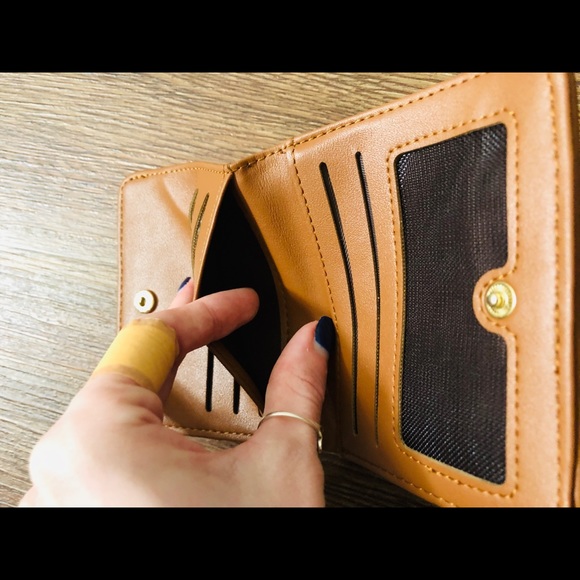 SHEIN Crosstich Faux Leather Spliced Wallet - Picture 6 of 6